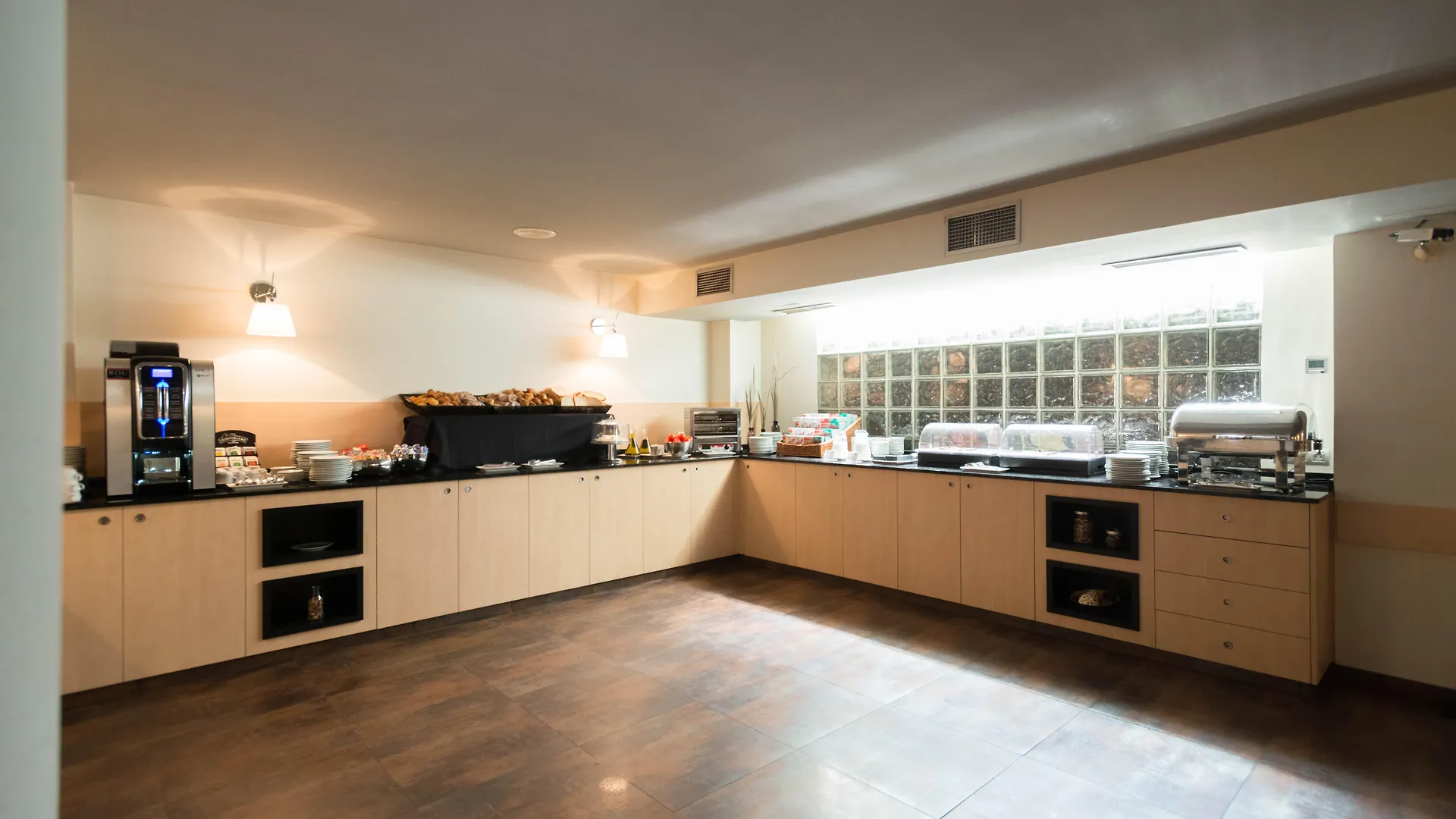 Onix Fira Hotel Barcelona 3*,