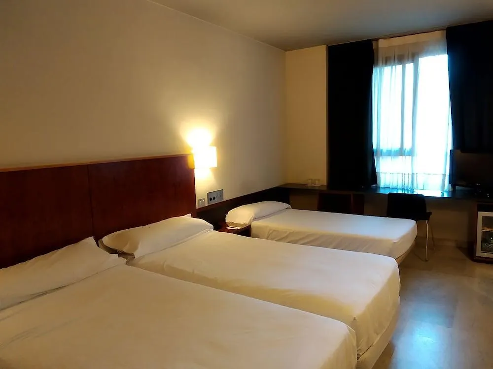 Onix Fira Hotel Barcelona 3*,
